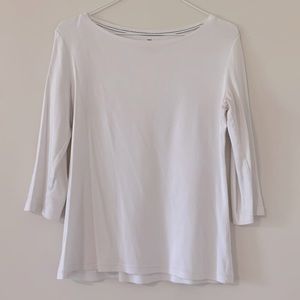 Talbots womens top. Size Med petite. Color is white.